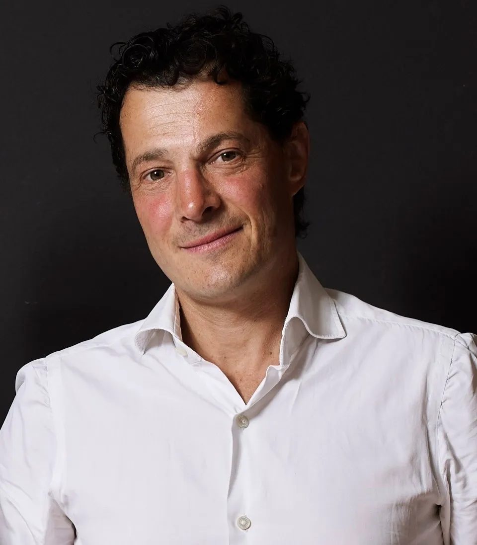 David Kat – Sales Director